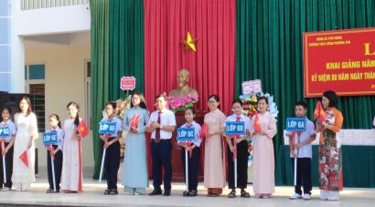 Tưng bừng Lễ khai giảng năm học 2025 – 2026 tại Trường THCS Đông Phương Yên